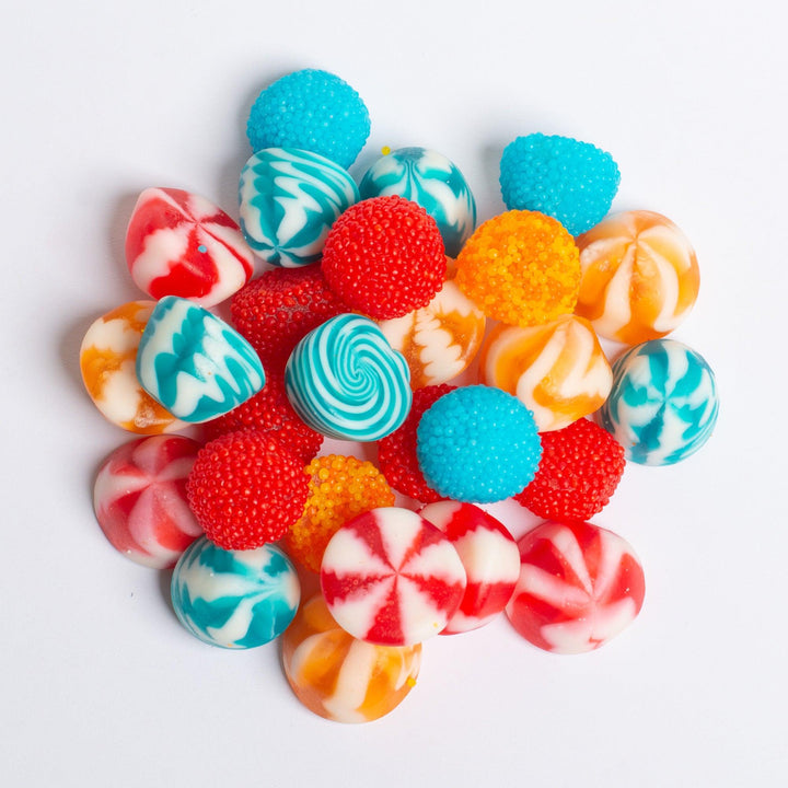 Ce mélange deluxe vous offre une expérience gustative unique et pleine de surprises. Les variétés peuvent varier, mais chaque bouchée est un pur délice fruité !